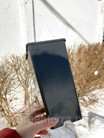 Высокий горшок для роз 2л, 11*11*21.5см.