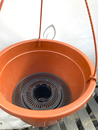 Кашпо Лира подвесное с дренажной вставкой, терра, ø 27см, высота 20.4см, объём 7л. [IK-7]