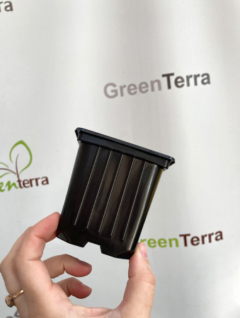 Горшок для рассады квадратный формованный 0.3 л, 8*8*8 см.