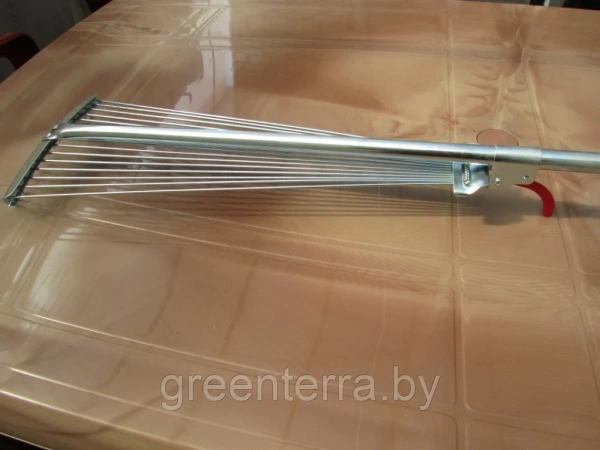 Грабли садовые