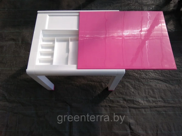 Стол детский пластиковый