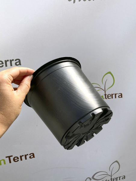 Горшок для рассады круглый формованный 1.8л, 15см, высота 13.5см