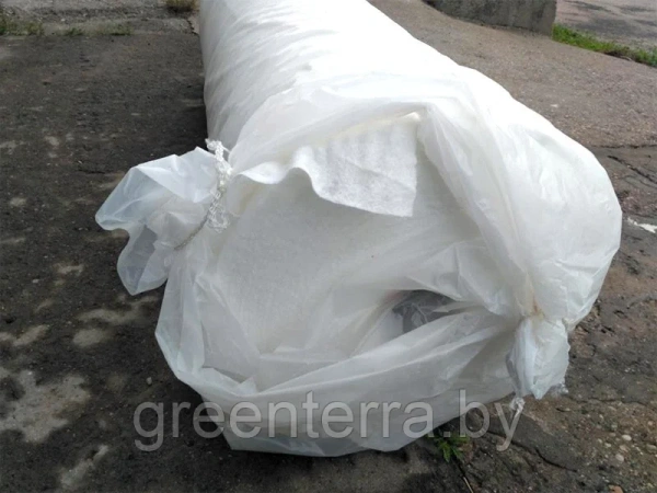 Геотекстиль нетканый (дорнит) рулон 20 м; плотность 200 г/м2 Геотекстиль нетканый (дорнит) рулон 20 м; плотность 200 г/м2