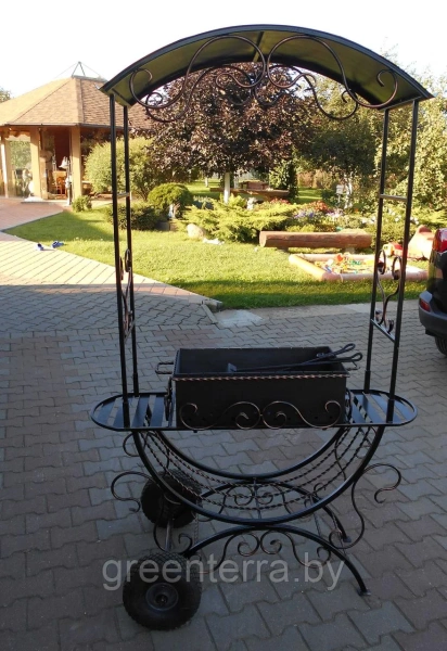 Кованый мангал с крышей "Пикассо"