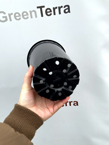 Высокий горшок для роз 2л, ø 14см, высота 18см, формованный