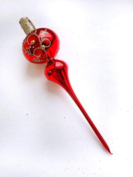 Стеклянная верхушка "Красная с золотистыми веточками и бусинами" Верхушка стеклянная на елку, декорированная "Красная с золотистыми веточками и бусинами"