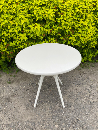 Стол круглый Teori бежевый