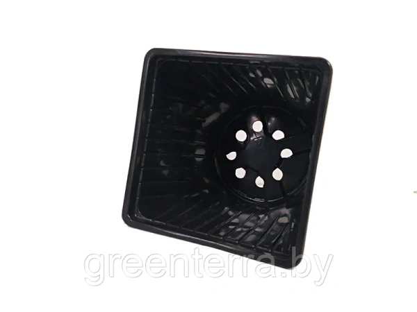 Горшок для рассады квадратный формованный 2 л, 14*14*14 см (круглое дно)