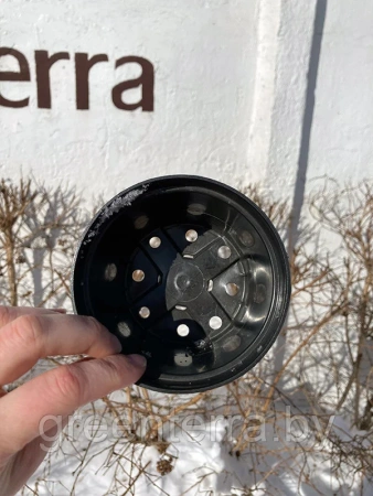 Горшок для рассады круглый литой 0.4л, ø10см, высота 7.5см.