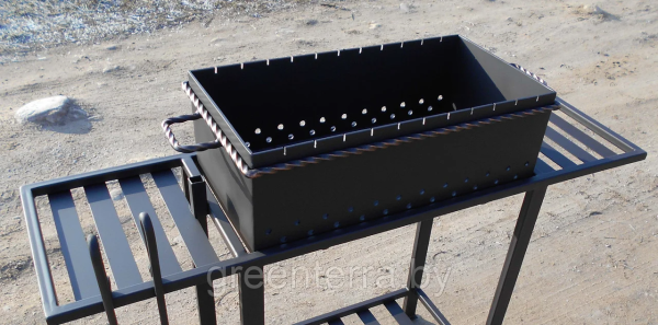 Боковой столик для мангала