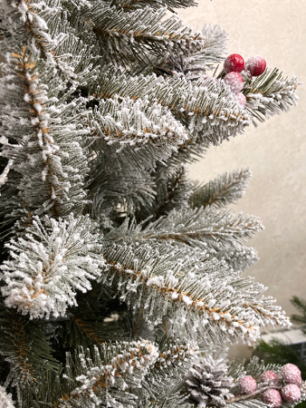 Елка "Ариозо", эффект инея