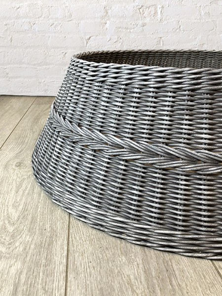 Корзина 75см плетёная под ёлку, разные цвета Корзина 75см плетёная под ёлку, разные цвета