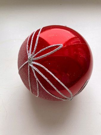 Шар пластиковый декорированный