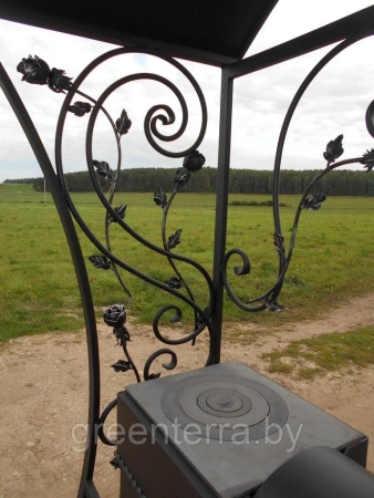 Кованый мангал с крышей "Мальборк"