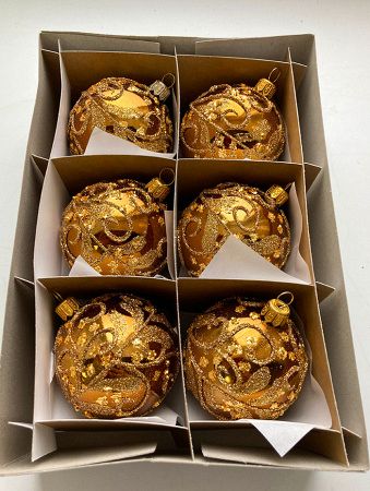 Набор шаров пластик. декор №4 разные цвета, 6см / 8см / 10см Шар пластиковый декорированный