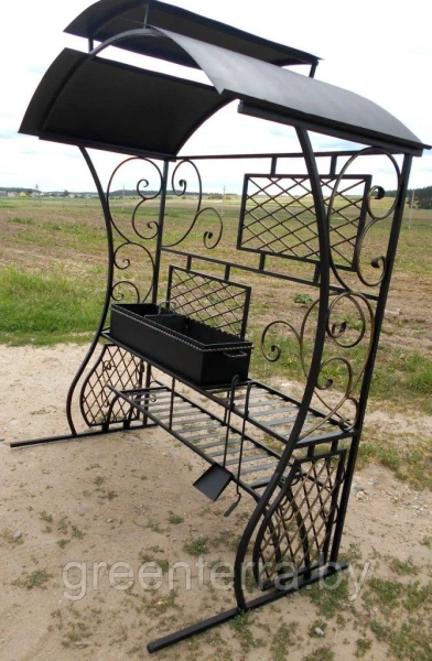 Кованый мангал с крышей "Кронборг"