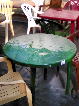 Стол пластиковый круглый [130-0022]