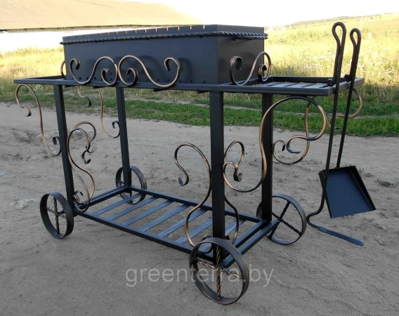 Кованый мангал "Лаки"