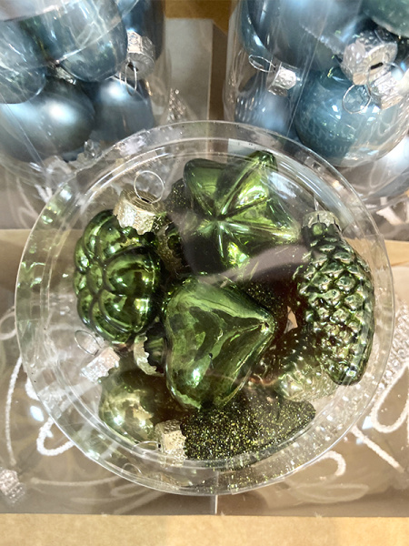 Набор стекл. елочных игрушек "Green Irish" 4-5 см, 12 шт