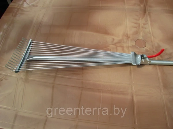 Грабли садовые