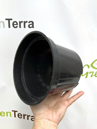 Горшок для рассады круглый литой 2л, ø17см, высота 13см.