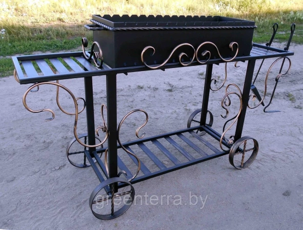 Кованый мангал "Лаки"