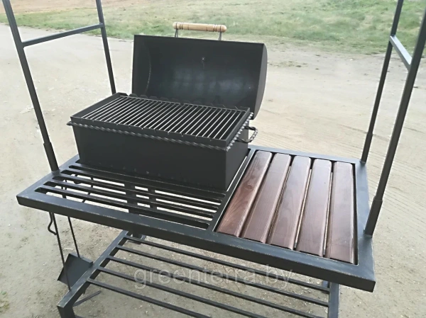 Кованый мангал с крышей "Алник"