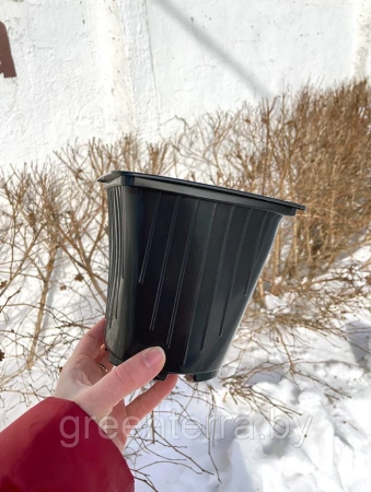 Горшок для рассады квадратный формованный 1.5 л, 13*13*13 см