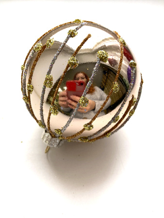 Шар пластиковый декорированный