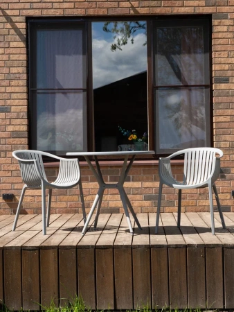 Стул ESCALATE серый