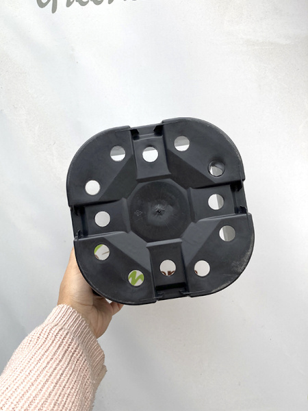 Горшок для рассады квадратный литой 5 л, 18.5*18.5*20 см (круглое дно)