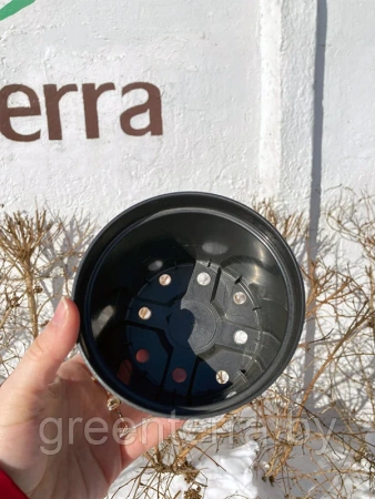 Горшок для рассады круглый литой 0.7л, ø12см, высота 9см.