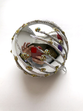 Шар пластиковый декорированный