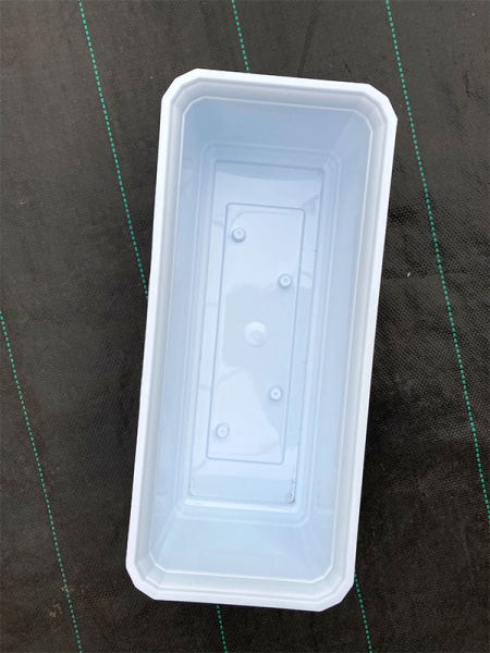 Ящики балконные для цветов, (белые) (уценка)