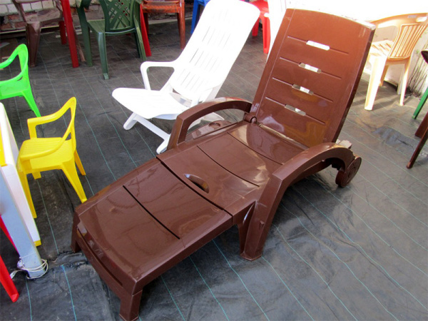 Шезлонг-лежак складной на колесах [150-0008]