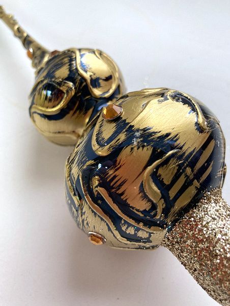 Стеклянная верхушка "Синяя с золотым узором и камнями" Верхушка стеклянная на елку, декорированная "Синяя с золотым узором и камни"