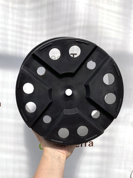 Горшок круглый под саженцы 15л, ø 32 см, высота 24 см