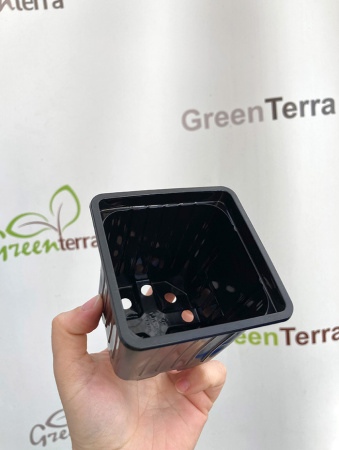 Горшок для рассады квадратный формованный 0.3 л, 8*8*8 см.