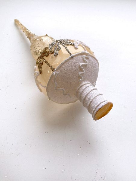 Стеклянная верхушка прозрачно-бежевая "Ёлки" Стеклянная верхушка прозрачно-бежевая "Ёлки"