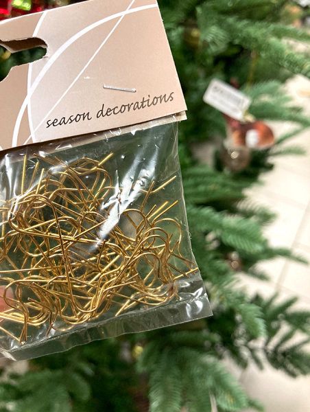 Крючки для елочных игрушек тонкие, золото [400008]