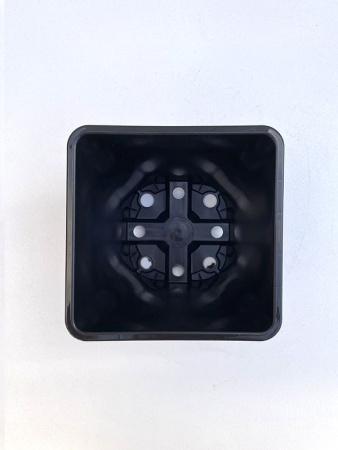 Горшок для рассады квадратный литой 1.5 л, 13*13*13 см, круглое дно