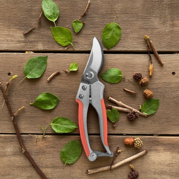 Садовый секатор BRADAS KT-V5