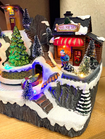 Рождественская деревня с LED "Магазинчик с ёлками" [481318-3]