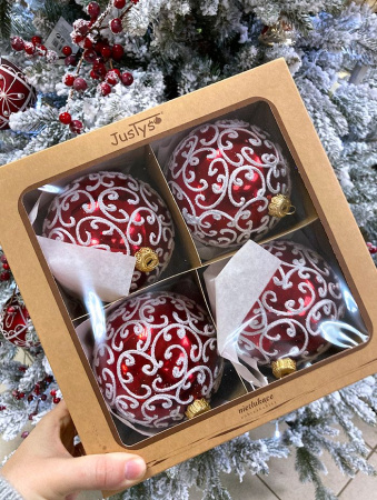 Шар пластиковый декорированный