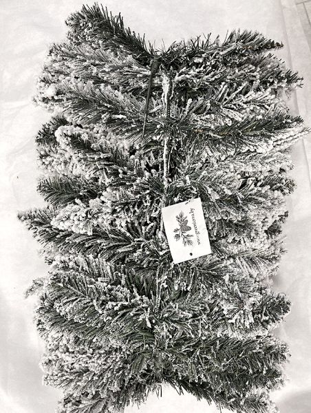 Гирлянда еловая заснеженная "Альберта" 270 см [23115]