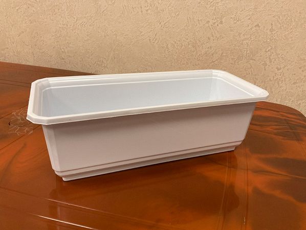 Ящики балконные для цветов, (белые) Ящики балконные для цветов, (белые)